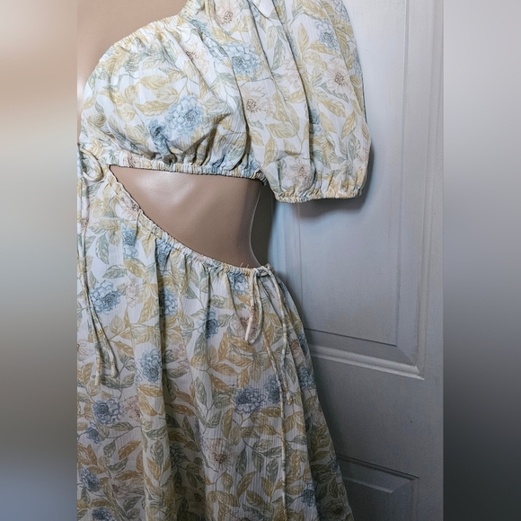 SABO ELISH DRESS - Picture 2 of 5